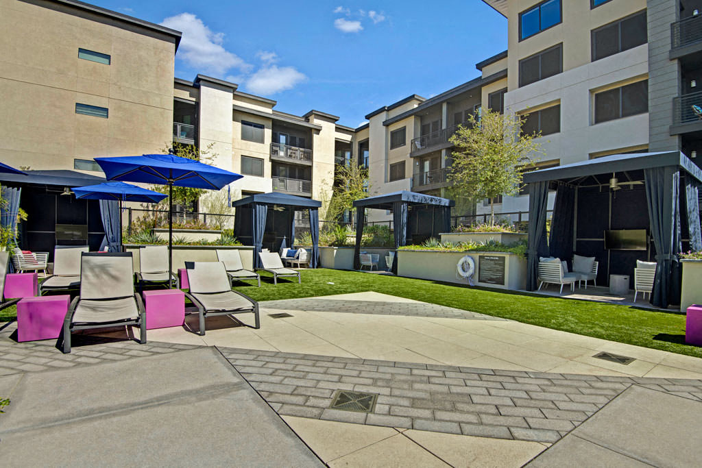 Roosevelt Row Apartments, 330 East Roosevelt Street