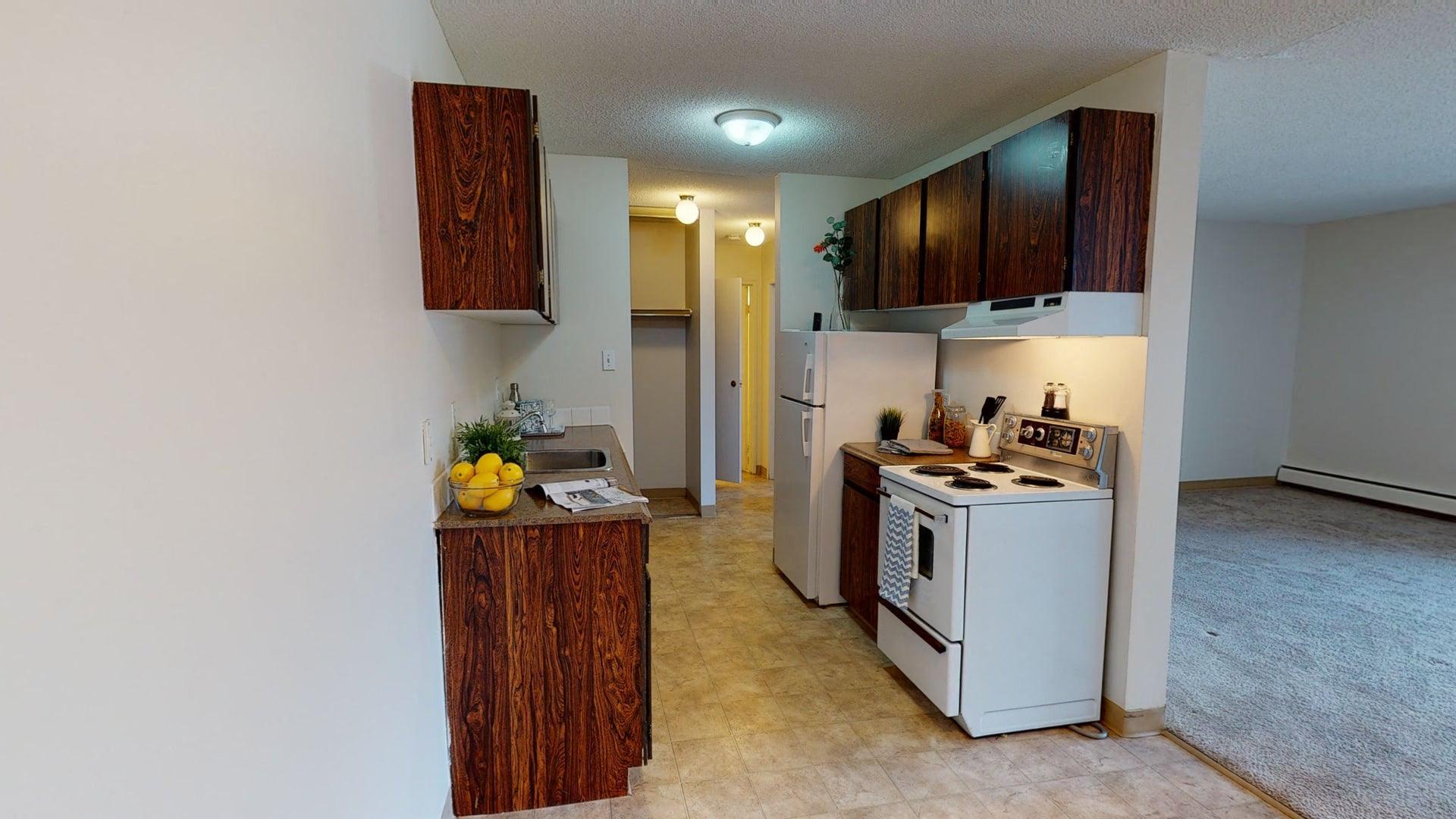 Cambridge West Apartments 08 165th St Nw Edmonton Ab Rentcafe