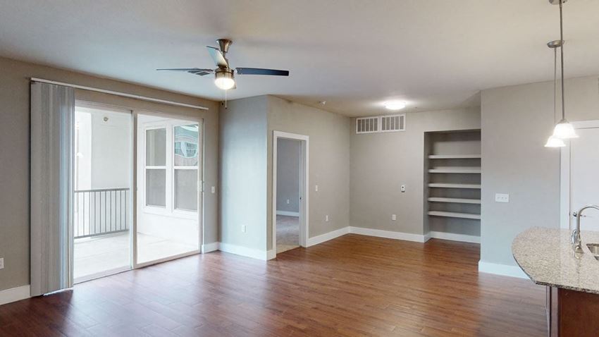 Parkside at Firewheel dining area - Photo Gallery