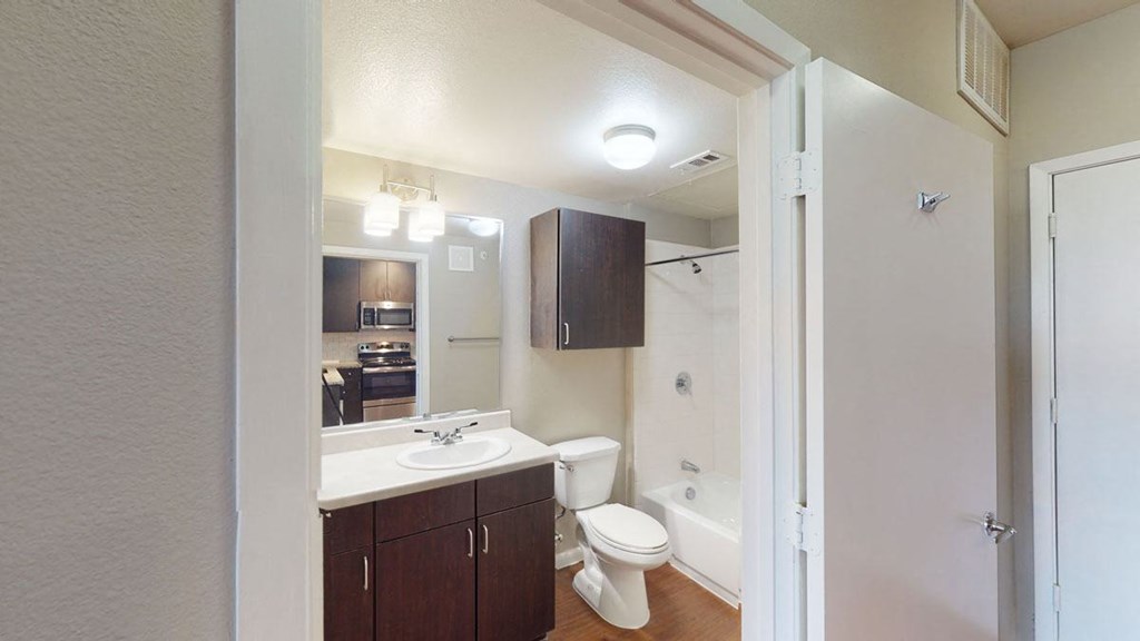 Parkside at Firewheel bathroom