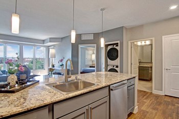 Gatsby Kitchen Island, Minneapolis apartments for rent, Dean Weidner Foundation - Photo Gallery 2