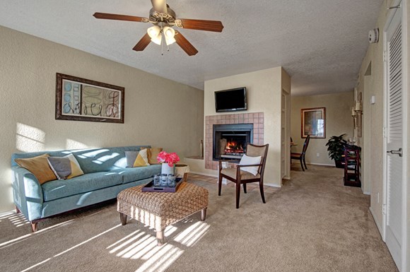 Trailside at Hermosa Pointe Apartments, 10002 N. 7th St., Phoenix, AZ