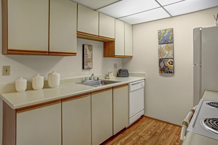 A'Cappella is a similar property to Avana One Six Four Apartments located in Lynnwood