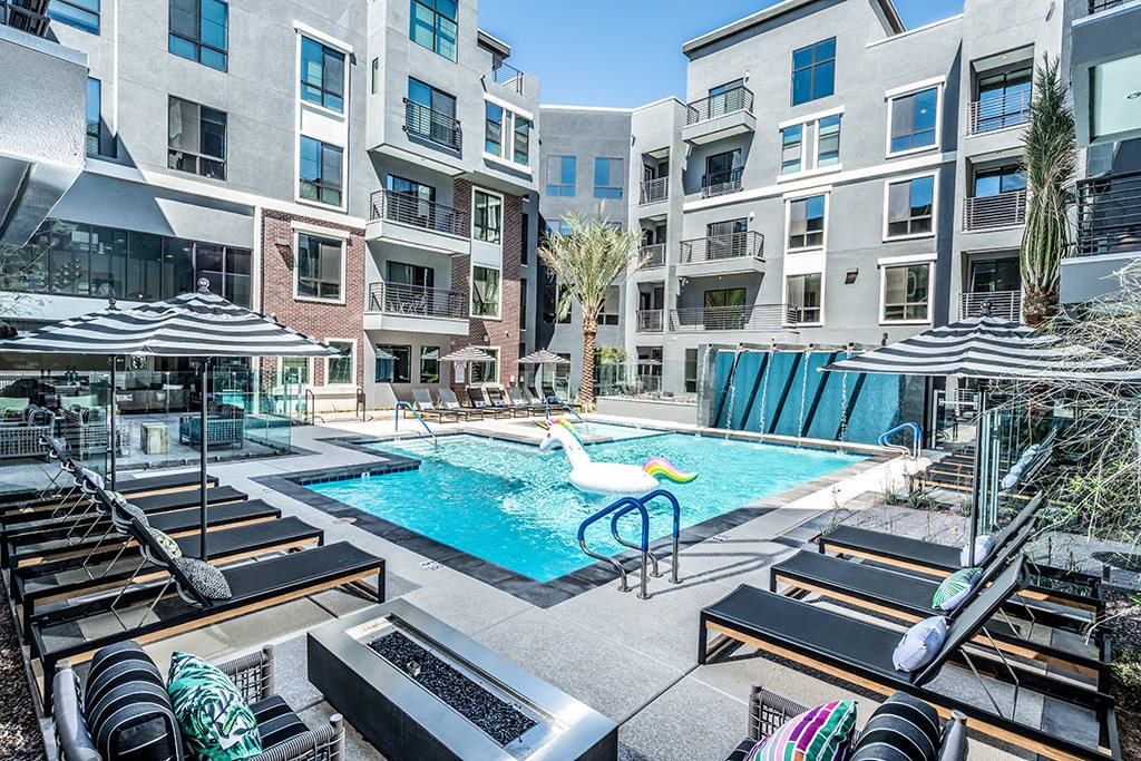 Apartments for Rent at Park on Central | Phoenix, AZ