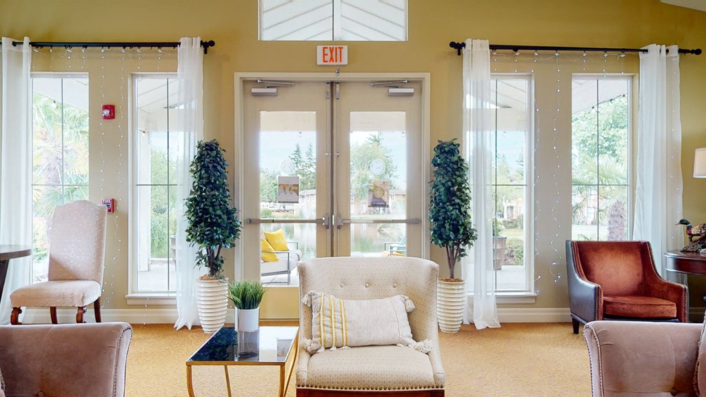 Lakeside Common Area