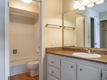 Watercrest Bathroom - Photo Gallery 4