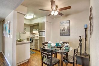 Paradise Falls Kitchen and Dining Area Paradise Falls Kitchen and Dining Area - Photo Gallery