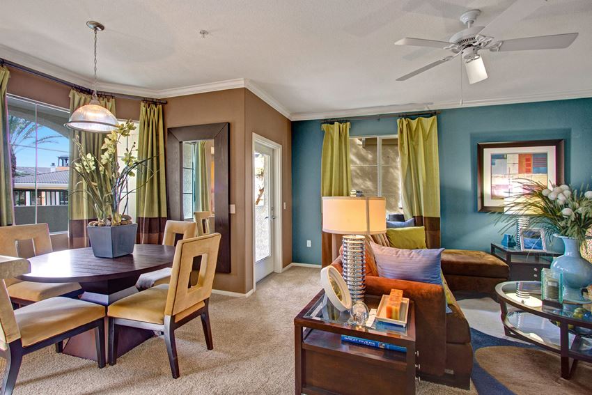 Reservable Resident Lounge for all your Entertaining needs Fresco Resident Lounge