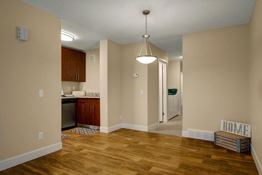 Dining Room Apartments in Calgary, AB - Photo Gallery