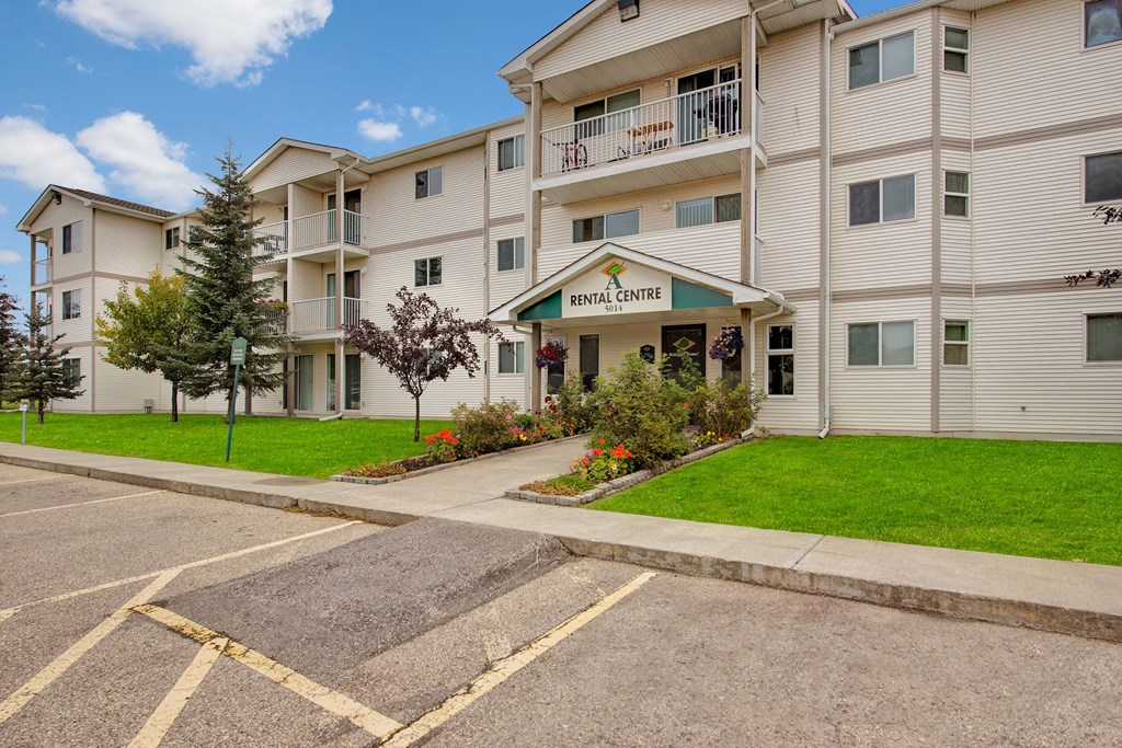 Birch Terrace Apartment Homes Exterior Front Apartments for rent in Wetaskiwin, AB