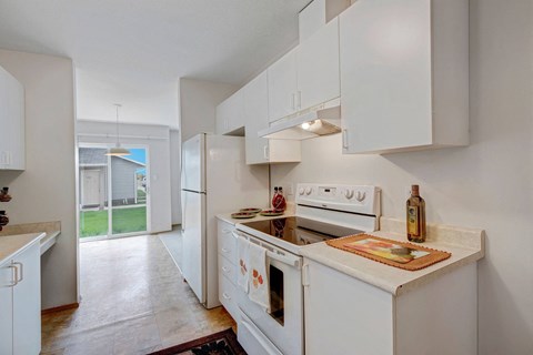 Carrington Place Apartment Homes Kitchen Apartments for rent in Grande Prairie, AB