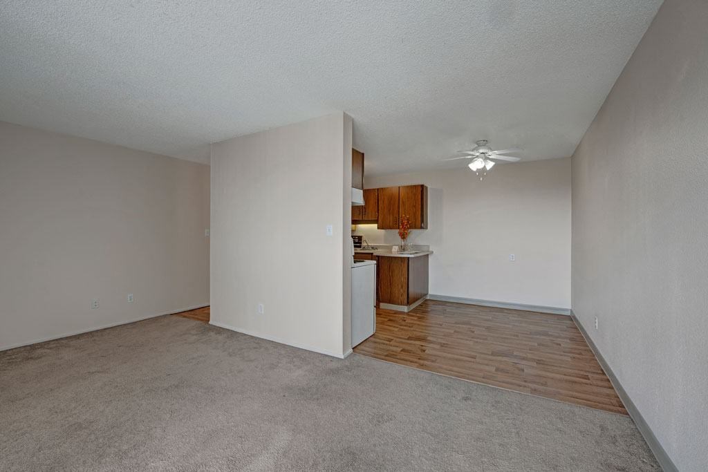 Cedar Gardens Dining Area and Living Room Apartments for rent in Edmonton, AB