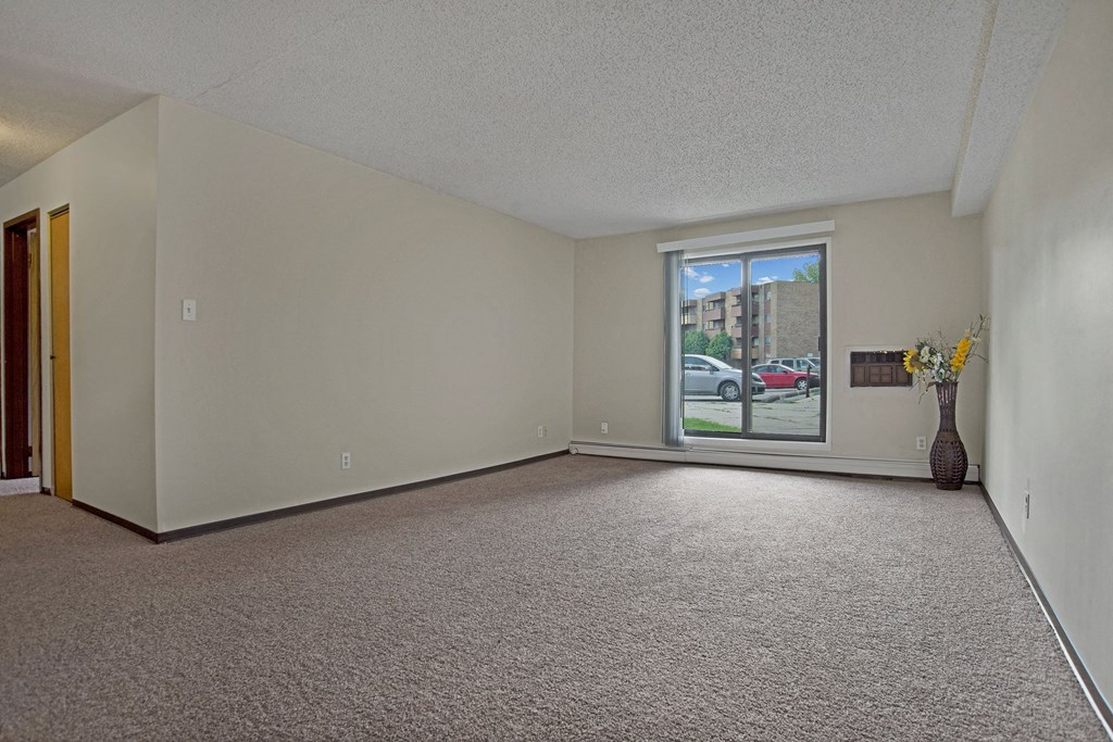 Kingsmere Apartments, 822 Kingsmere Blvd, Saskatoon, SK RentCafe