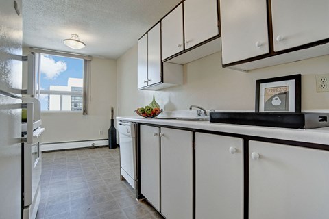 Marquis Towers Apartment Homes Kitchen Apartments for rent in Saskatoon, SK