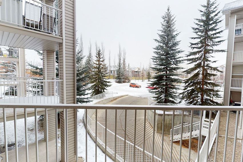 The Pointe At Applewood Apartments, 1620 70th Street SE, Calgary, AB