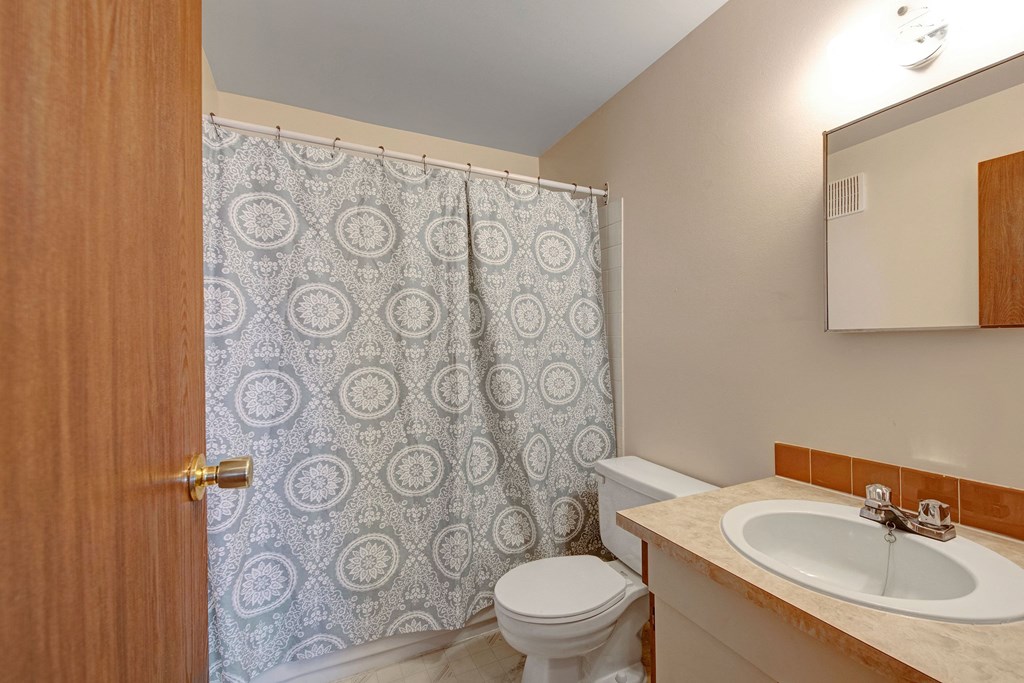 Stirling Place Bathroom 2 Apartments for rent in Edmonton, AB