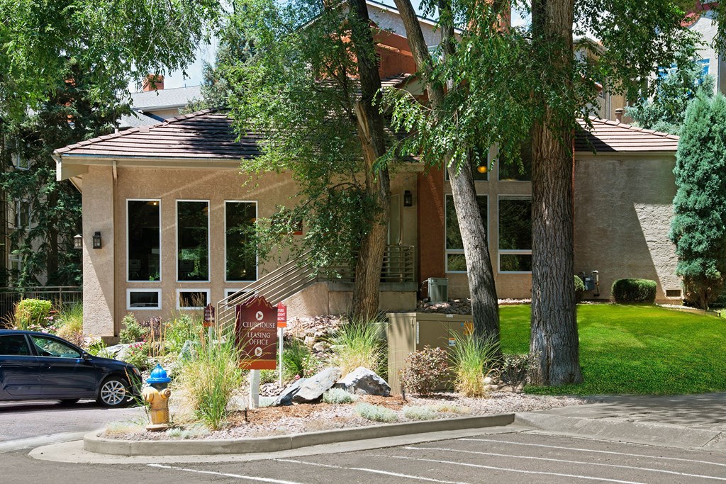 Cheyenne Creek Entrance External Apartments in Colorado Springs, CO