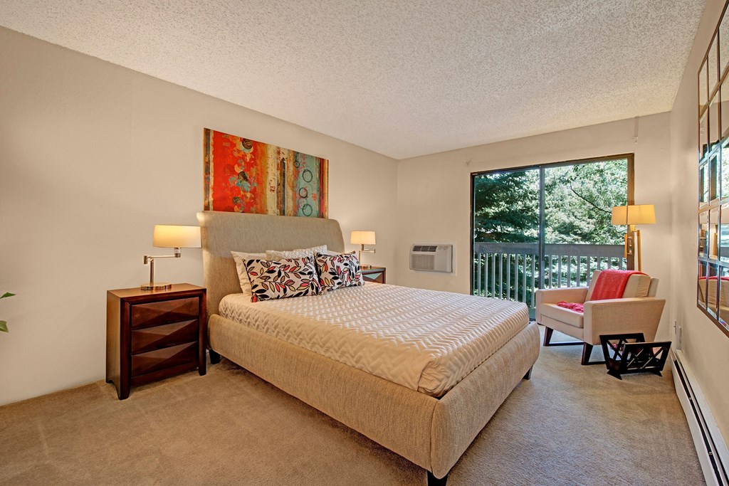 Eagle Ridge Bedroom Balcony Apartments in Colorado Springs, CO