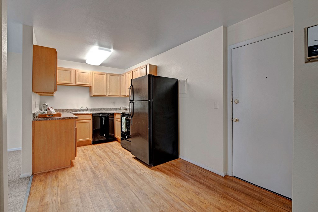 Hyde Park kitchen Apartments in Colorado Springs, CO