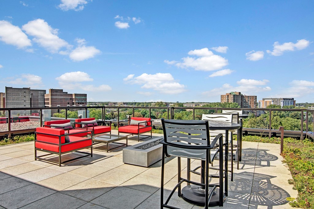 4800 Excelsior Rooftop Lounge