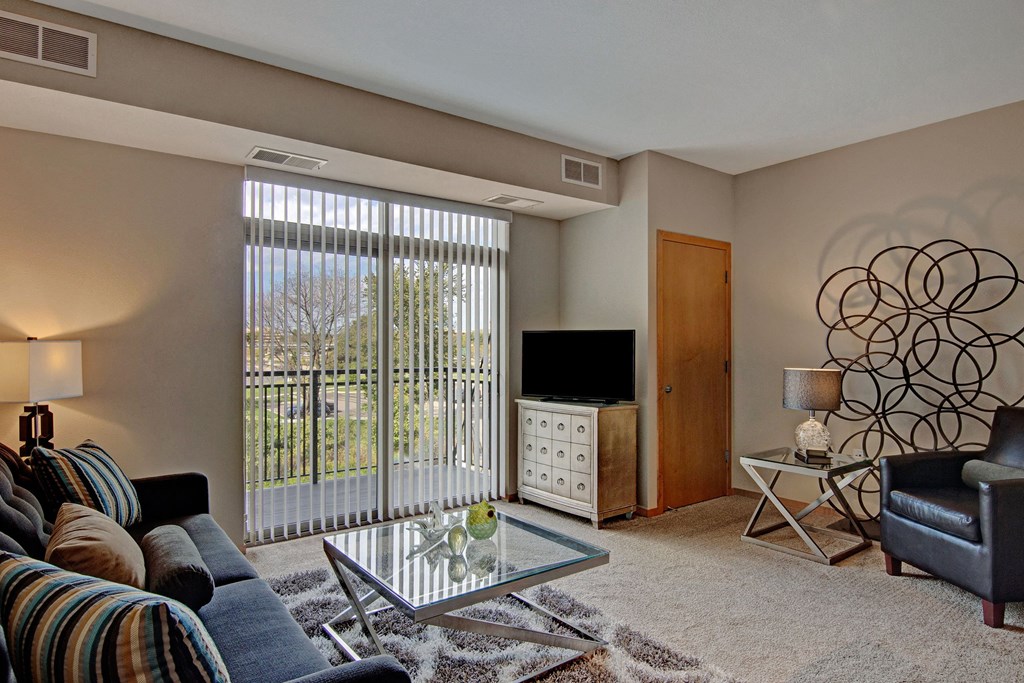 The Covington Apartment Homes is a similar property to Fernbrook Apartments, LLC located in Bloomington