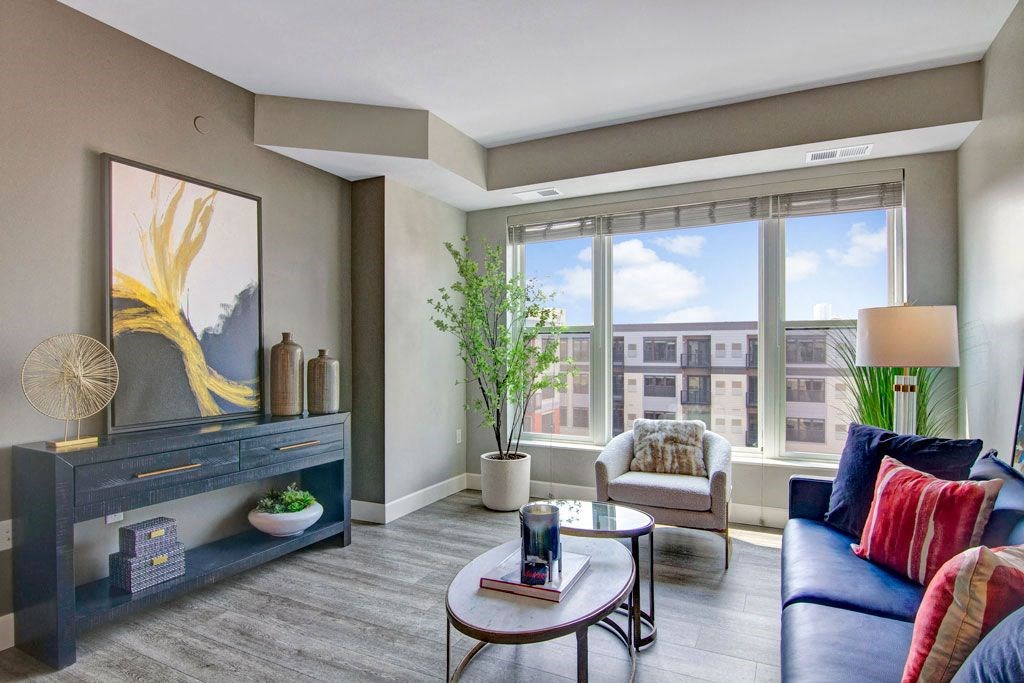 Gatsby Living Room, apartments for rent in minneapolis mn, Weidner Foundation