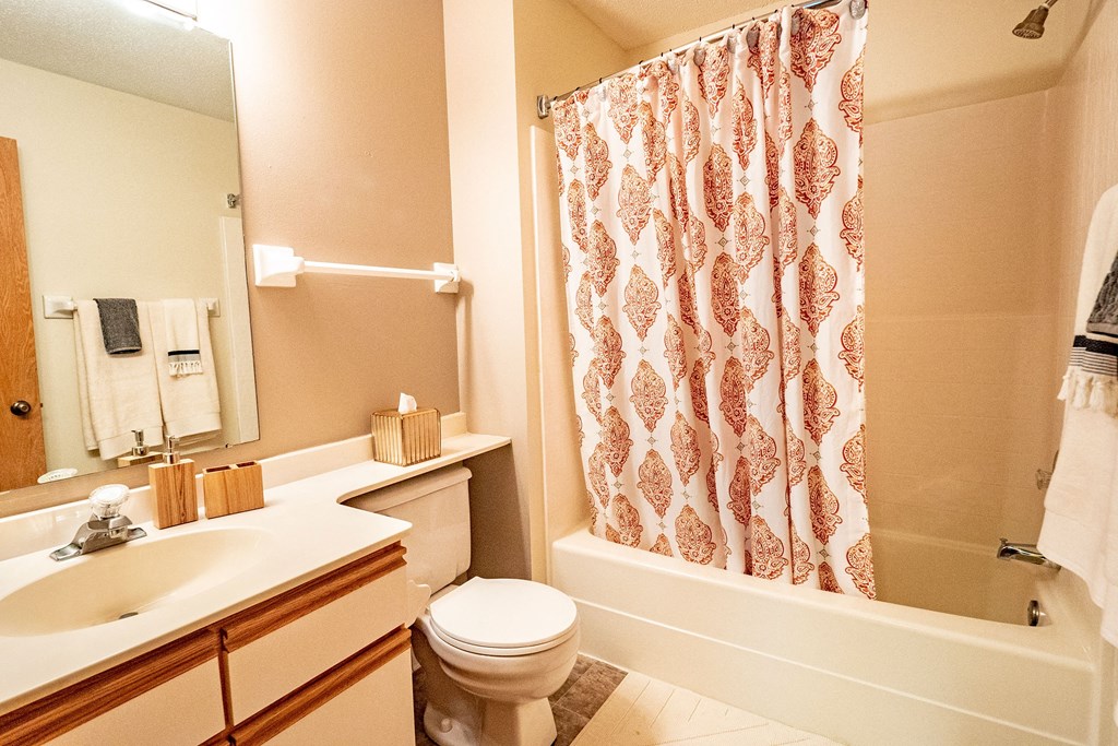 Plymouth Square Bathroom