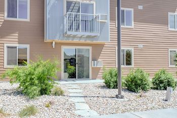 Dakota Ridge Patio Williston ND Apartments for rent