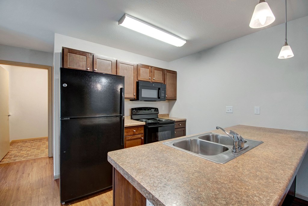 Pheasant Ridge Kitchen Apartment for rent Watford City, ND