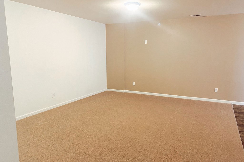 Phoenix Ridge Living Room Apartment rentals in Williston, North Dakota