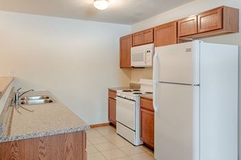 Rockridge Kitchen Apartments for rent Williston, North Dakota