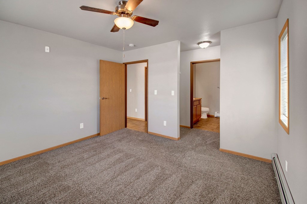 Roosevelt East Bedroom Apartment Rental Williston, North Dakota