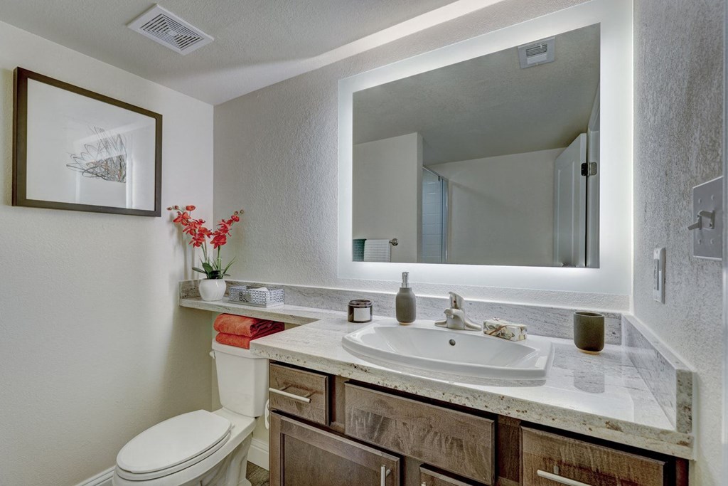 Indigo Apartments Bathroom