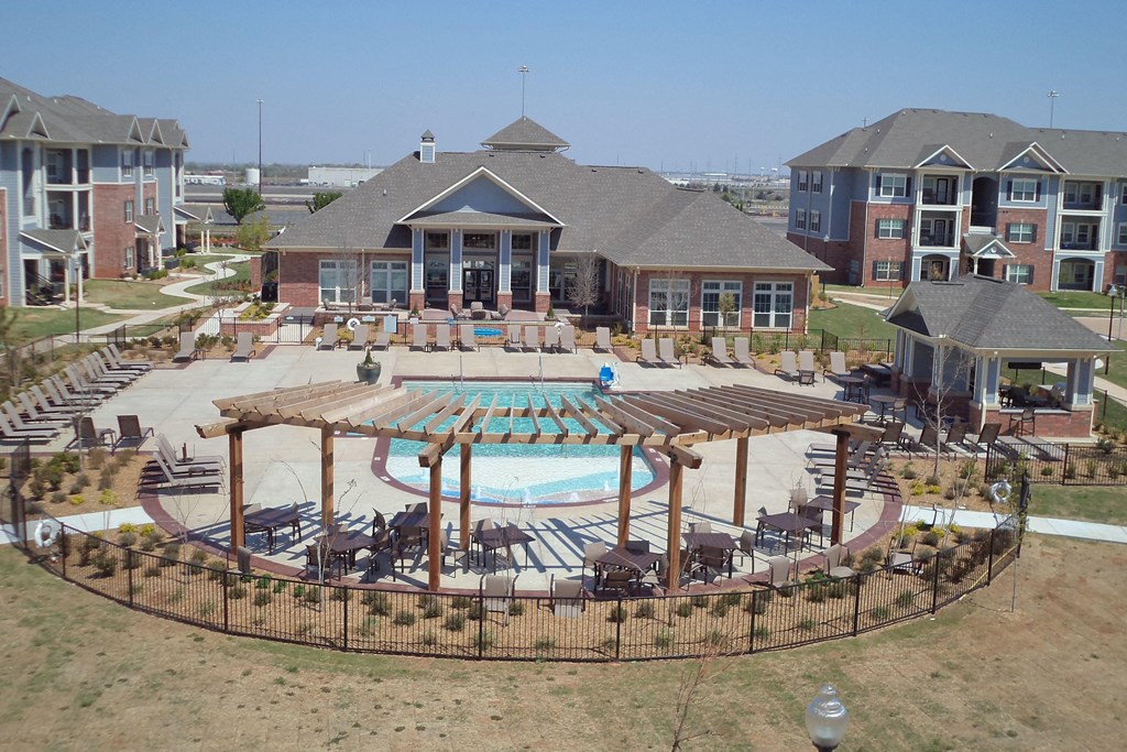 Liberty Pointe swimming pool with covered lounge area