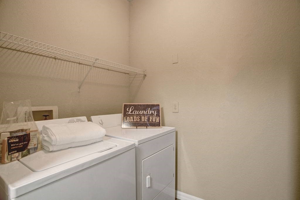 Lincoln Villas on Memorial In-Unit Washer and Dryer