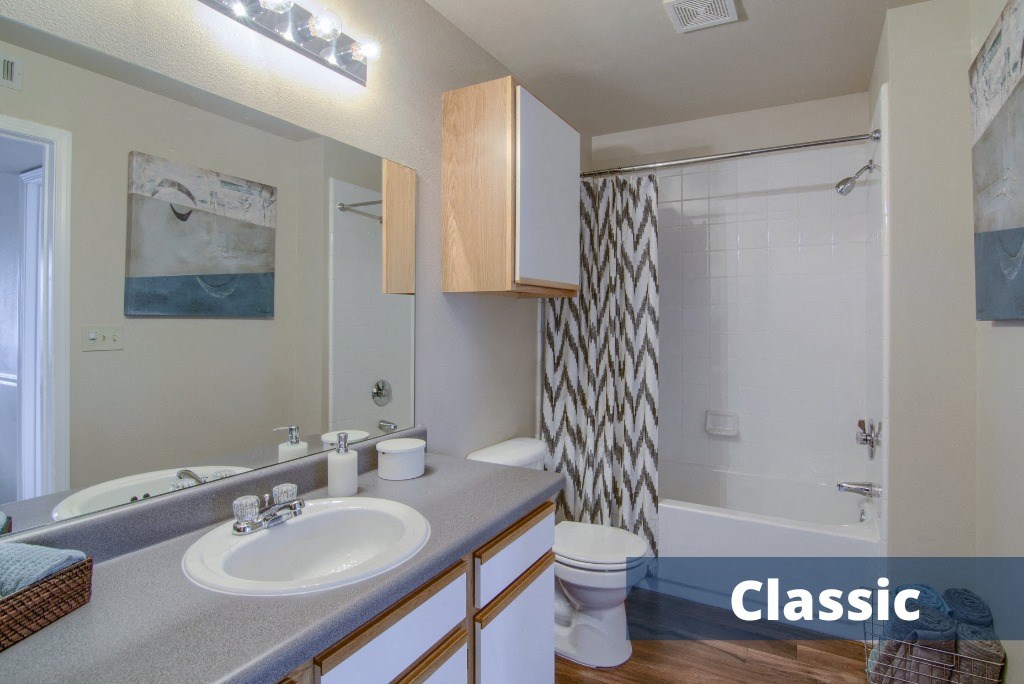 Villas at Countryside Classic Bathroom