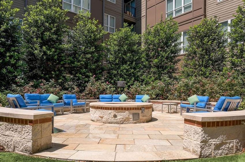 Cityplace Heights Apartments, 4030 N Central Expressway, Dallas, TX