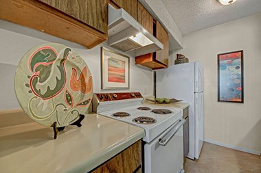 Cypress Pointe Kitchen Apartments for rent is Midland, TX