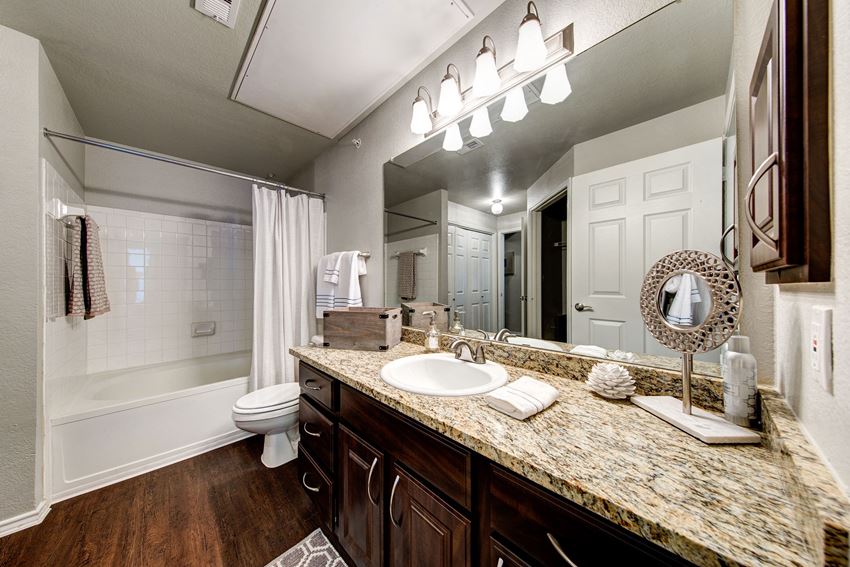 Firestone At West 7th Apartments, 1001 W 7th St., Fort Worth, TX RentCafe