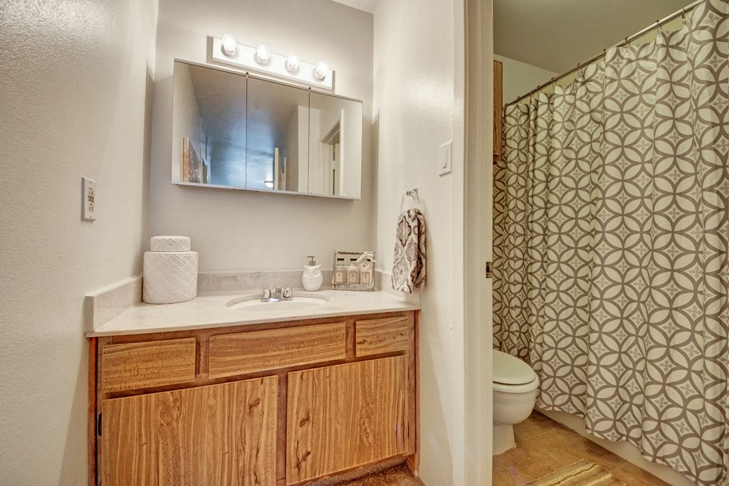 High Plains Bathroom Apartments Odessa Midland TX