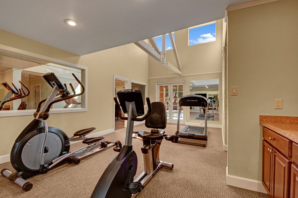 Las Colinas Gym Las Colinas Gym Odessa, TX Apartment