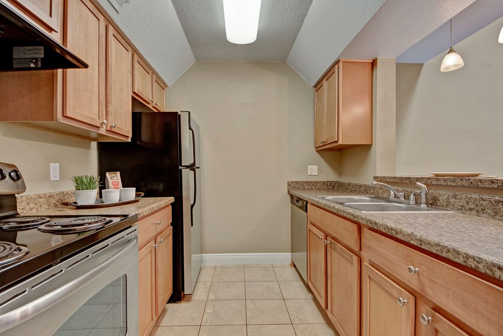 Las Colinas Kitchen Las Colinas Kitchen Apartments for rent in Midland, TX