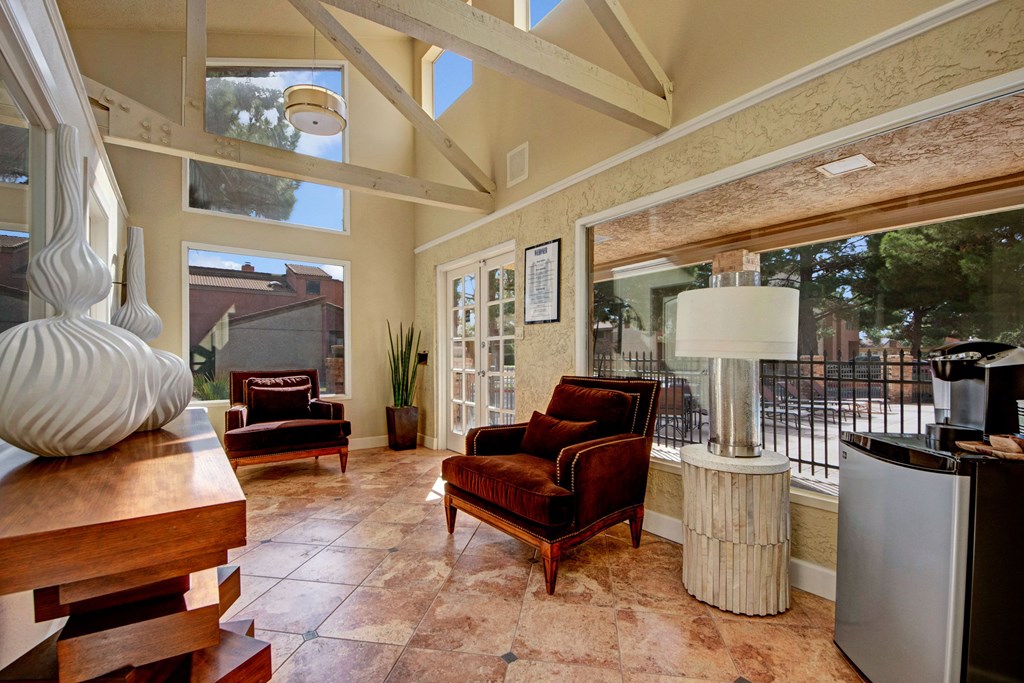Las Colinas Front Office Apartments for rent in Midland, TX