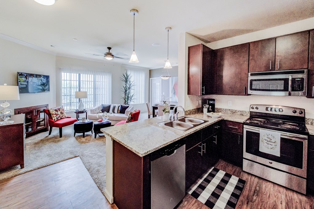 Le Mirage is a similar property to FLATZ 432 located in Midland
