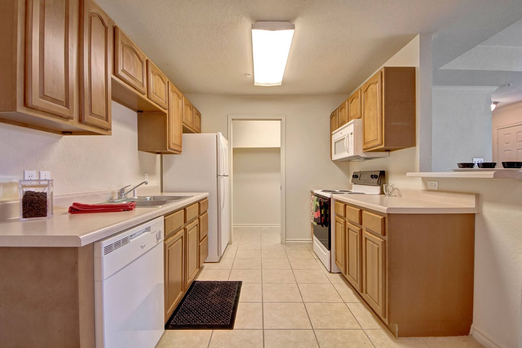 Lexington Court Kitchen Apartments for rent Abilene, Texas