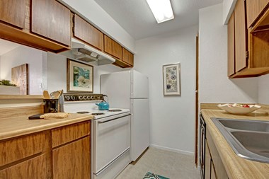 Northridge Court Apartments Kitchen Apartment for rent in Midland, TX