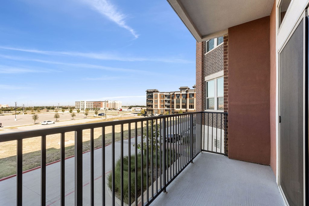 Waterford Market Apartments Balcony Views Dallas Texas Apartments