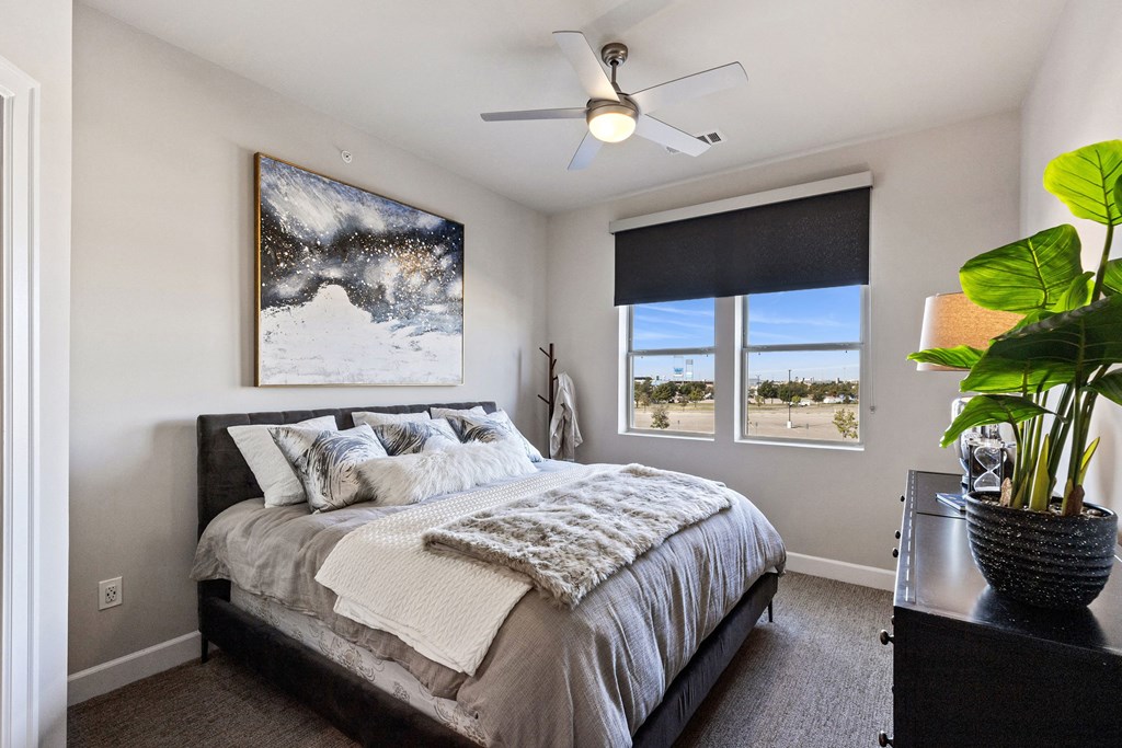 Waterford Market Apartments Bedroom Apartments near Dallas, TX