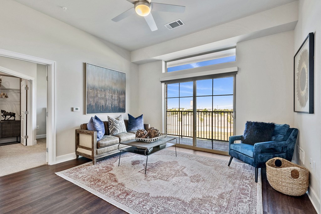 Waterford Market Apartments living Room Apartments in Frisco, TX