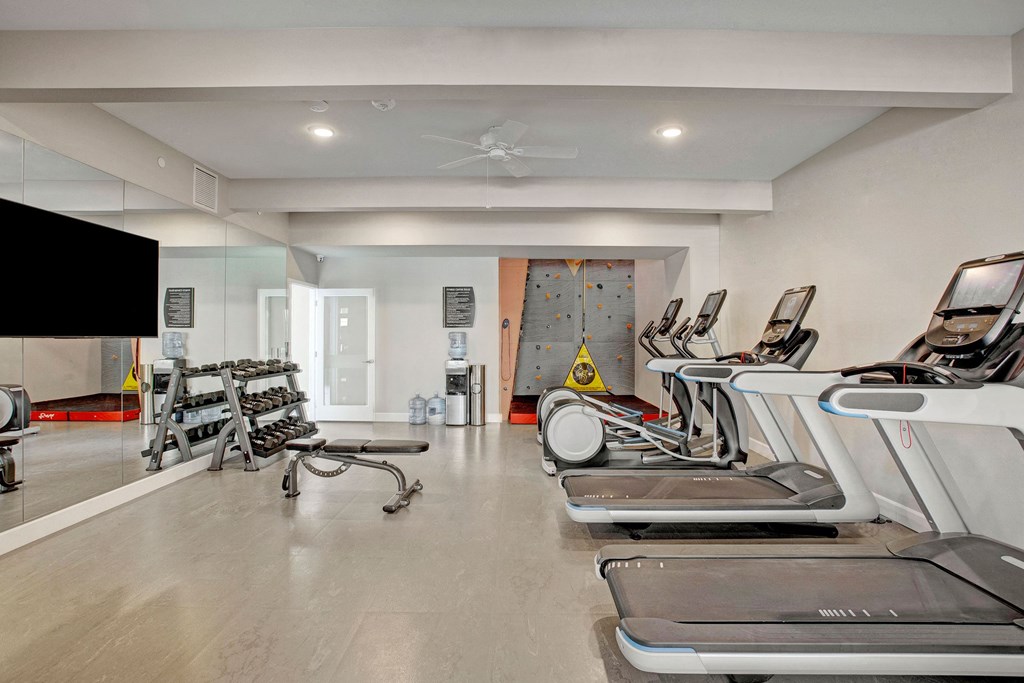 600 riverside indoor gym Apartments in Wenatchee, WA